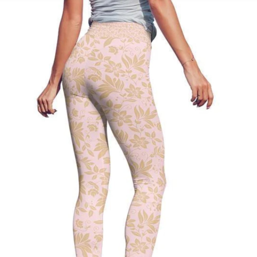 Va Stitch pink flowery peachy ornament leggings Size S